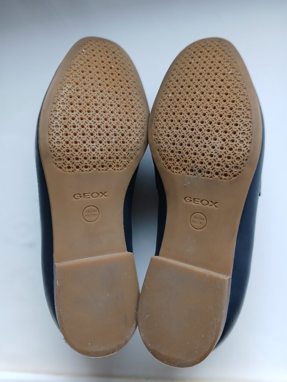 Geox Dark Blue Genuine Leather Women's Loafers Size 6 - Picture 4 of 5